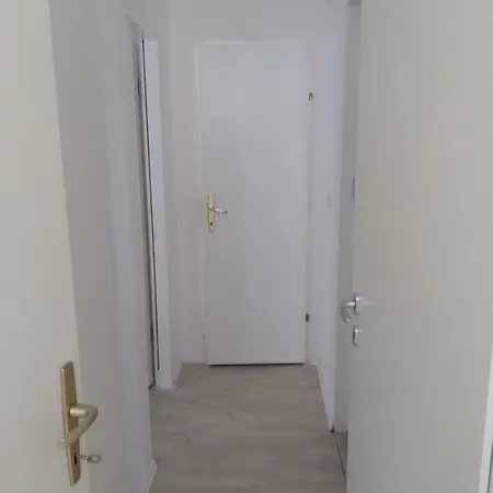 Dino Apartment Vir